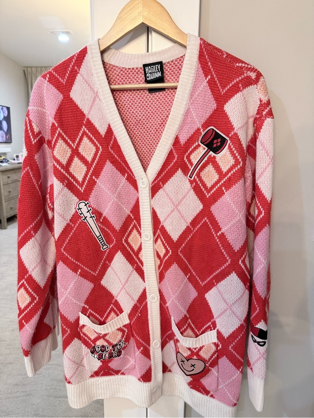 Boxlunch Harley Quinn Pink & Red Argyle Button-Front Cardigan Size Medium